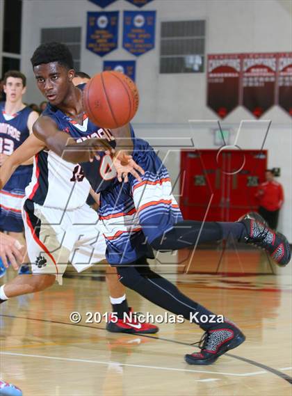 Thumbnail 3 in Chaminade vs. Harvard-Westlake photogallery.