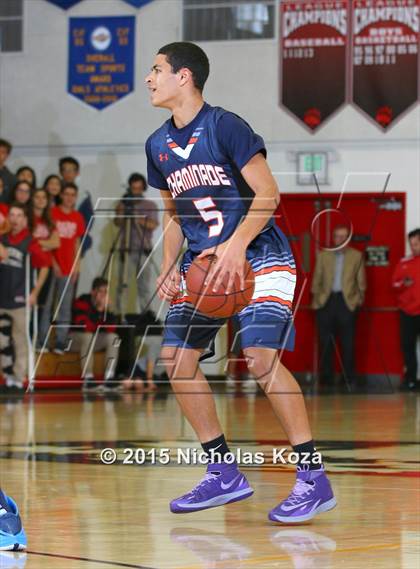 Thumbnail 3 in Chaminade vs. Harvard-Westlake photogallery.