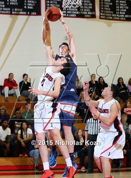 Thumbnail 2 in Chaminade vs. Harvard-Westlake photogallery.