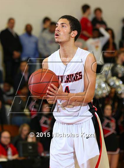 Thumbnail 2 in Chaminade vs. Harvard-Westlake photogallery.