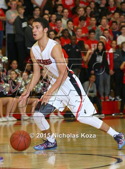 Thumbnail 1 in Chaminade vs. Harvard-Westlake photogallery.