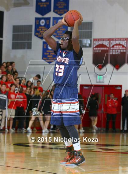Thumbnail 1 in Chaminade vs. Harvard-Westlake photogallery.