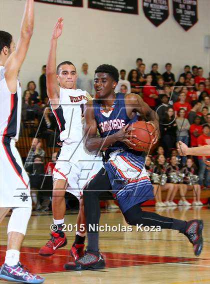 Thumbnail 2 in Chaminade vs. Harvard-Westlake photogallery.