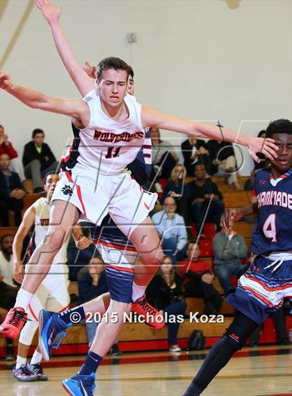 Thumbnail 2 in Chaminade vs. Harvard-Westlake photogallery.