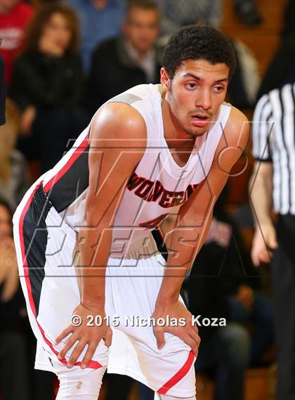 Thumbnail 3 in Chaminade vs. Harvard-Westlake photogallery.