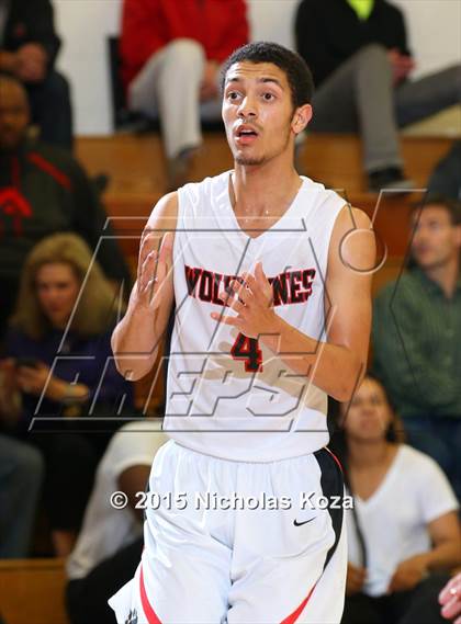 Thumbnail 2 in Chaminade vs. Harvard-Westlake photogallery.