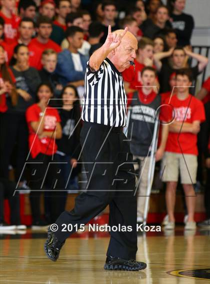 Thumbnail 1 in Chaminade vs. Harvard-Westlake photogallery.