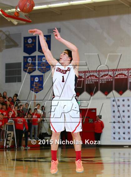 Thumbnail 3 in Chaminade vs. Harvard-Westlake photogallery.