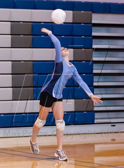 Thumbnail 3 in Yorktown vs Jefferson (Jr. Volleyball Brawl II) photogallery.