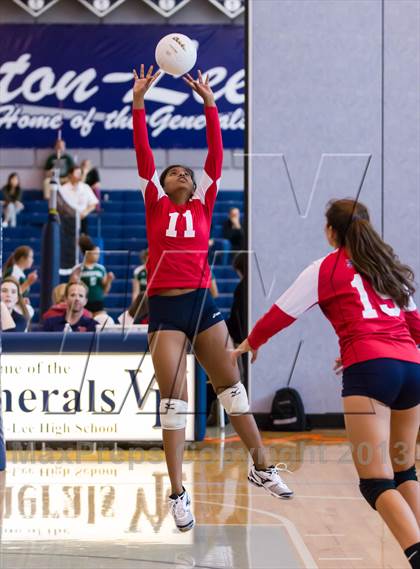 Thumbnail 3 in Yorktown vs Jefferson (Jr. Volleyball Brawl II) photogallery.