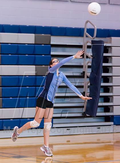 Thumbnail 2 in Yorktown vs Jefferson (Jr. Volleyball Brawl II) photogallery.