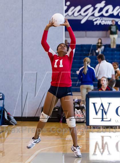Thumbnail 3 in Yorktown vs Jefferson (Jr. Volleyball Brawl II) photogallery.
