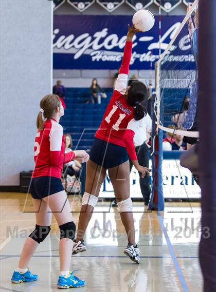 Thumbnail 2 in Yorktown vs Jefferson (Jr. Volleyball Brawl II) photogallery.