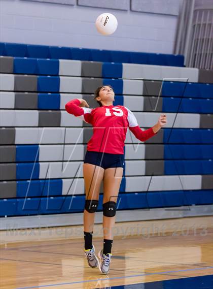 Thumbnail 1 in Yorktown vs Jefferson (Jr. Volleyball Brawl II) photogallery.