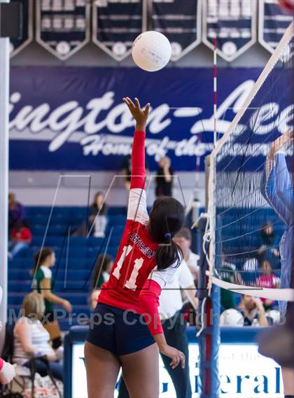 Thumbnail 3 in Yorktown vs Jefferson (Jr. Volleyball Brawl II) photogallery.