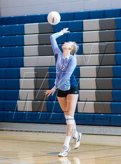Thumbnail 2 in Yorktown vs Jefferson (Jr. Volleyball Brawl II) photogallery.
