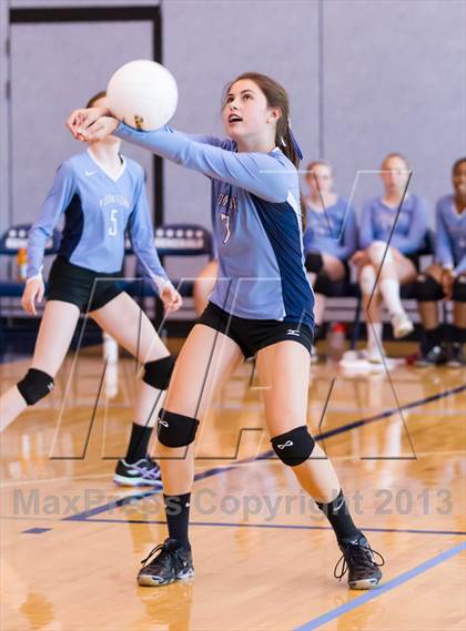 Thumbnail 3 in Yorktown vs Jefferson (Jr. Volleyball Brawl II) photogallery.
