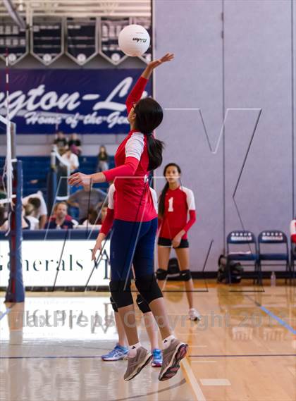 Thumbnail 3 in Yorktown vs Jefferson (Jr. Volleyball Brawl II) photogallery.