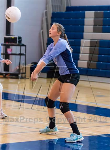 Thumbnail 3 in Yorktown vs Jefferson (Jr. Volleyball Brawl II) photogallery.