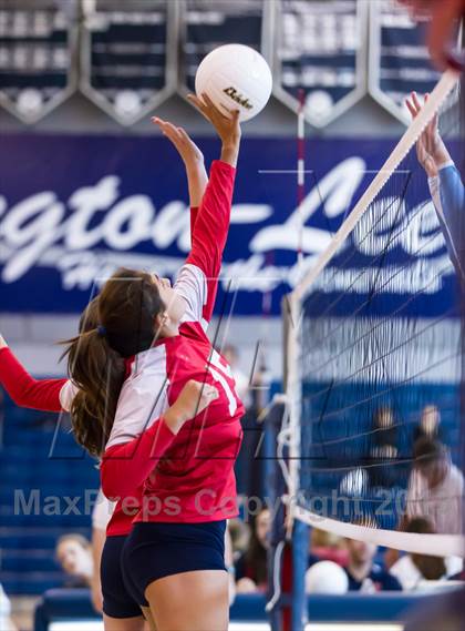 Thumbnail 3 in Yorktown vs Jefferson (Jr. Volleyball Brawl II) photogallery.