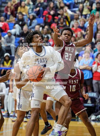 Thumbnail 3 in Belleville West @ Belleville East (Chick-Fil-A Championship) photogallery.