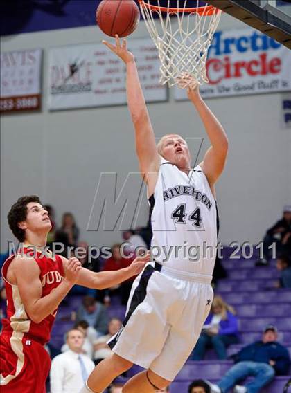 Thumbnail 2 in Judge Memorial @ Riverton photogallery.