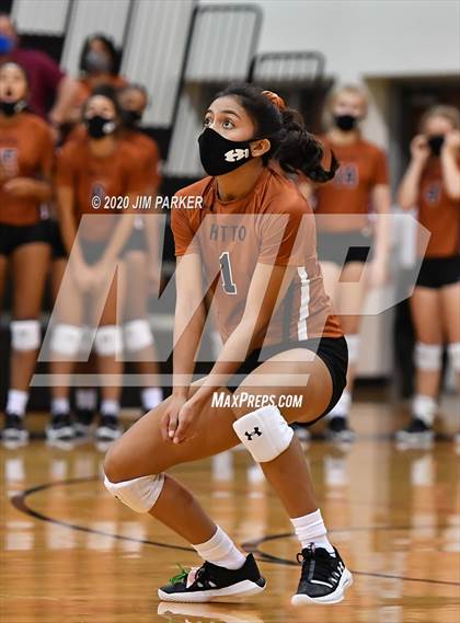 Thumbnail 2 in Hutto @ Vandegrift photogallery.