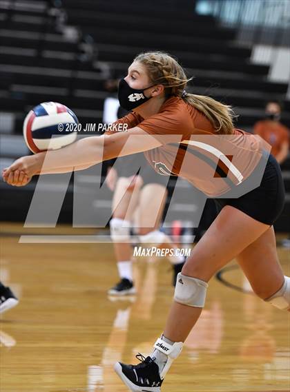 Thumbnail 1 in Hutto @ Vandegrift photogallery.