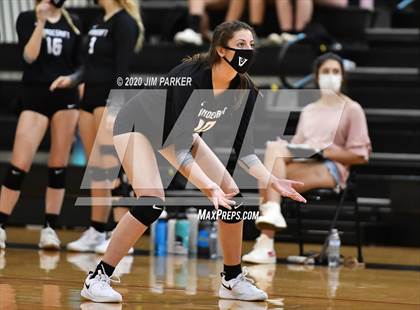 Thumbnail 3 in Hutto @ Vandegrift photogallery.