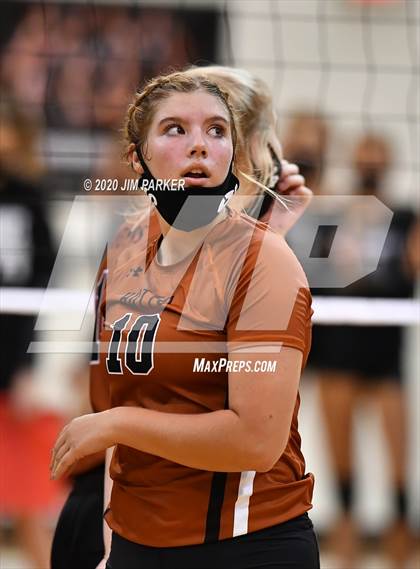Thumbnail 3 in Hutto @ Vandegrift photogallery.