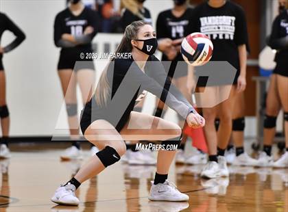 Thumbnail 1 in Hutto @ Vandegrift photogallery.