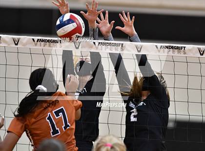 Thumbnail 2 in Hutto @ Vandegrift photogallery.