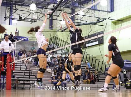 Thumbnail 1 in Granada Hills vs. Palisades (CIF L.A.City Section D1 Final) photogallery.