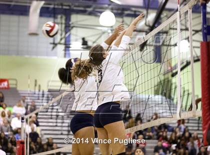 Thumbnail 2 in Granada Hills vs. Palisades (CIF L.A.City Section D1 Final) photogallery.