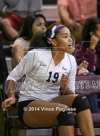 Thumbnail 3 in Granada Hills vs. Palisades (CIF L.A.City Section D1 Final) photogallery.