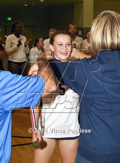 Thumbnail 2 in Granada Hills vs. Palisades (CIF L.A.City Section D1 Final) photogallery.