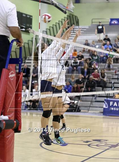 Thumbnail 1 in Granada Hills vs. Palisades (CIF L.A.City Section D1 Final) photogallery.