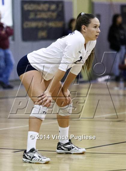 Thumbnail 3 in Granada Hills vs. Palisades (CIF L.A.City Section D1 Final) photogallery.