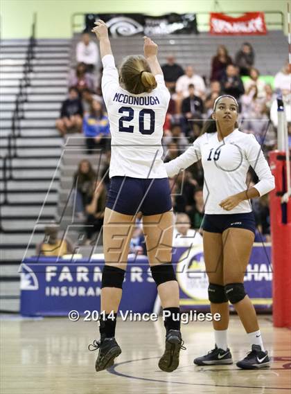 Thumbnail 2 in Granada Hills vs. Palisades (CIF L.A.City Section D1 Final) photogallery.