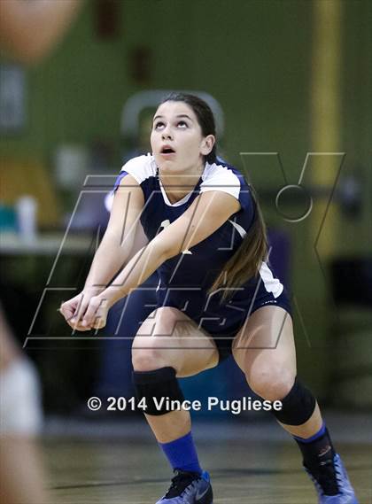 Thumbnail 3 in Granada Hills vs. Palisades (CIF L.A.City Section D1 Final) photogallery.