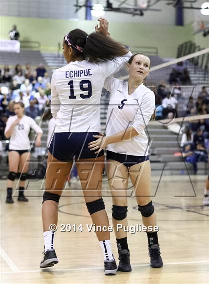 Thumbnail 1 in Granada Hills vs. Palisades (CIF L.A.City Section D1 Final) photogallery.