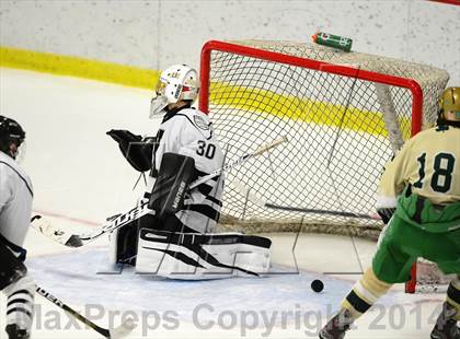 Thumbnail 2 in Notre Dame-West Haven @ Xavier photogallery.