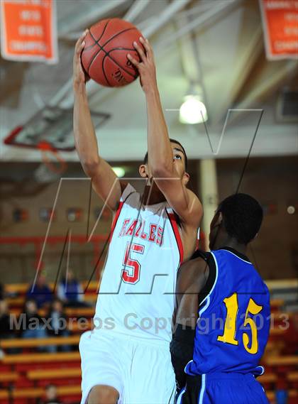 Thumbnail 3 in Maize vs. Hutchinson (McPherson Invitational) photogallery.