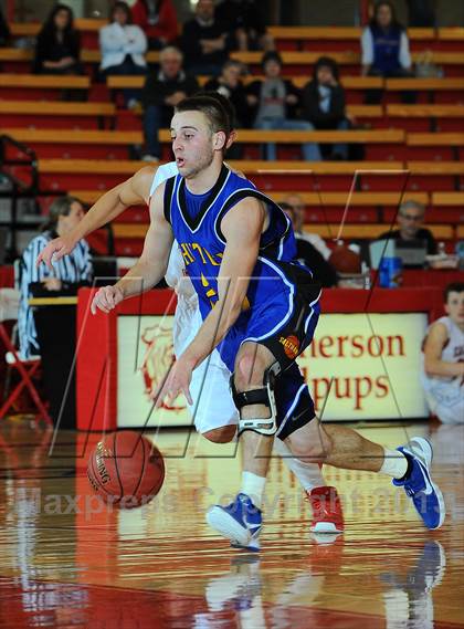 Thumbnail 3 in Maize vs. Hutchinson (McPherson Invitational) photogallery.