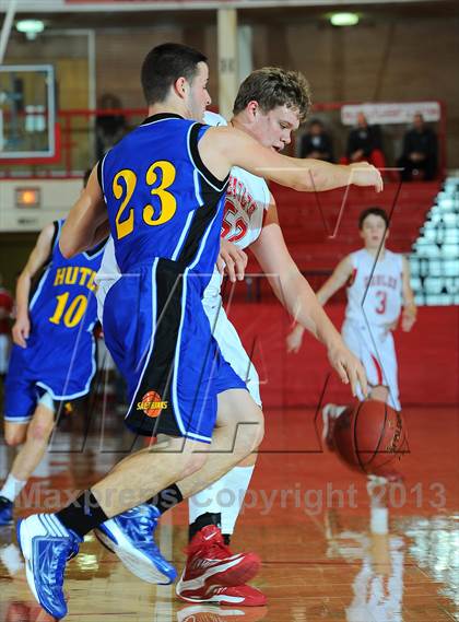 Thumbnail 2 in Maize vs. Hutchinson (McPherson Invitational) photogallery.