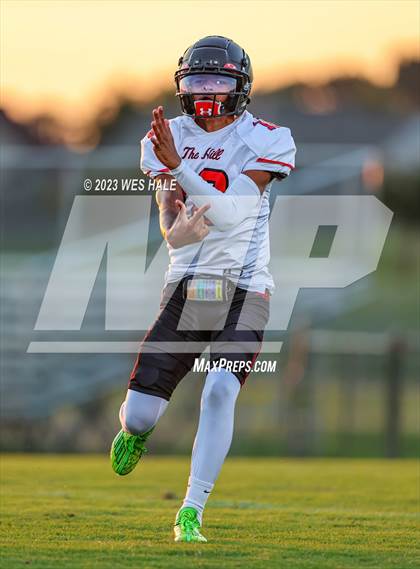 Thumbnail 3 in Center Hill @ Desoto Central photogallery.
