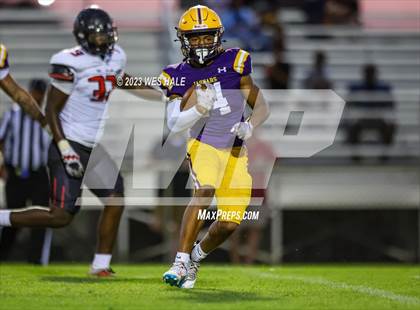 Thumbnail 3 in Center Hill @ Desoto Central photogallery.