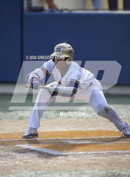 Thumbnail 3 in Harvard-Westlake @ Notre Dame (SO) photogallery.