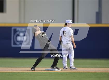 Thumbnail 3 in Harvard-Westlake @ Notre Dame (SO) photogallery.
