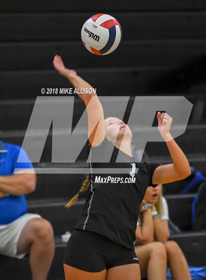 Thumbnail 1 in Upperman vs Hixson (Hixson Invitational Tournament) photogallery.